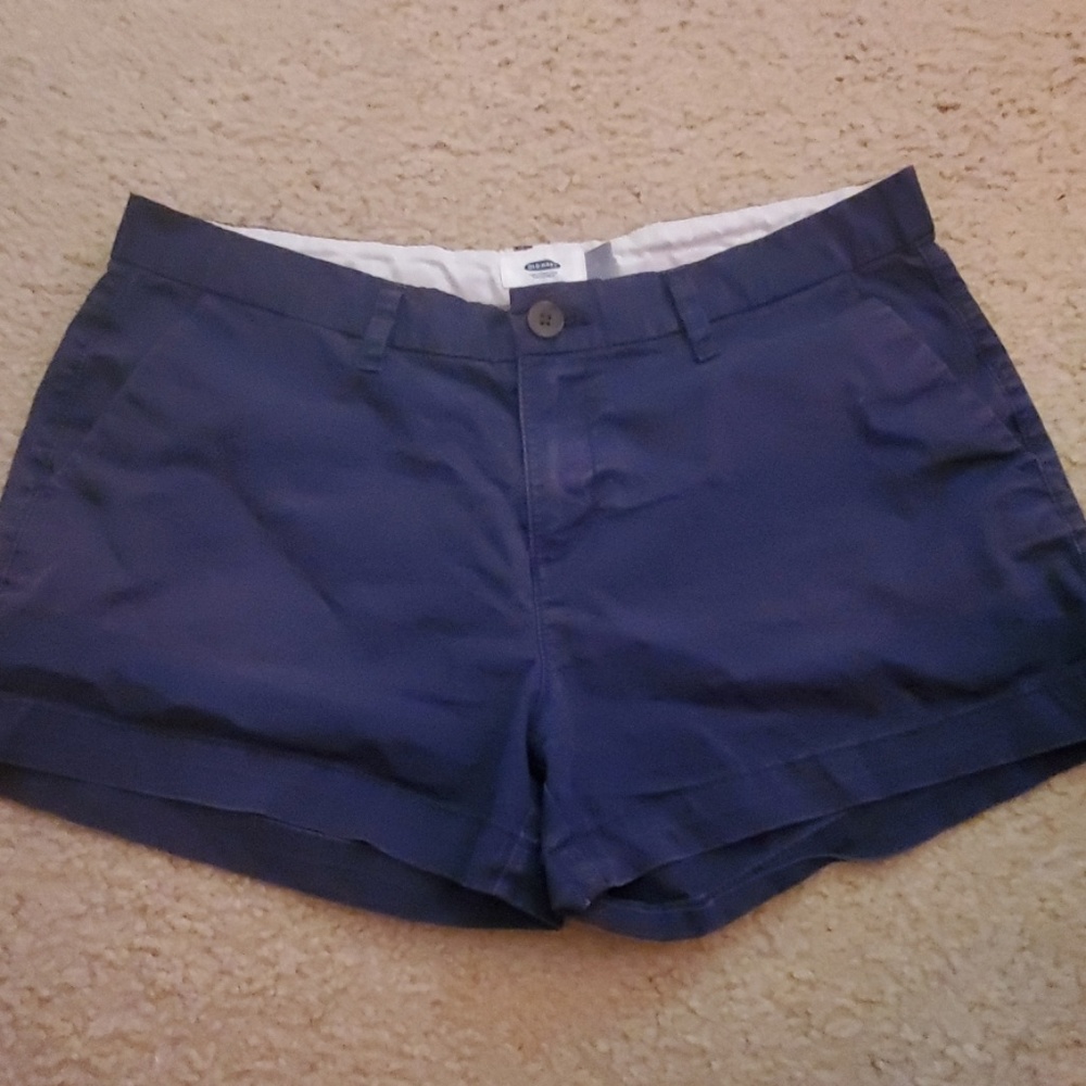 Dark blue shorts